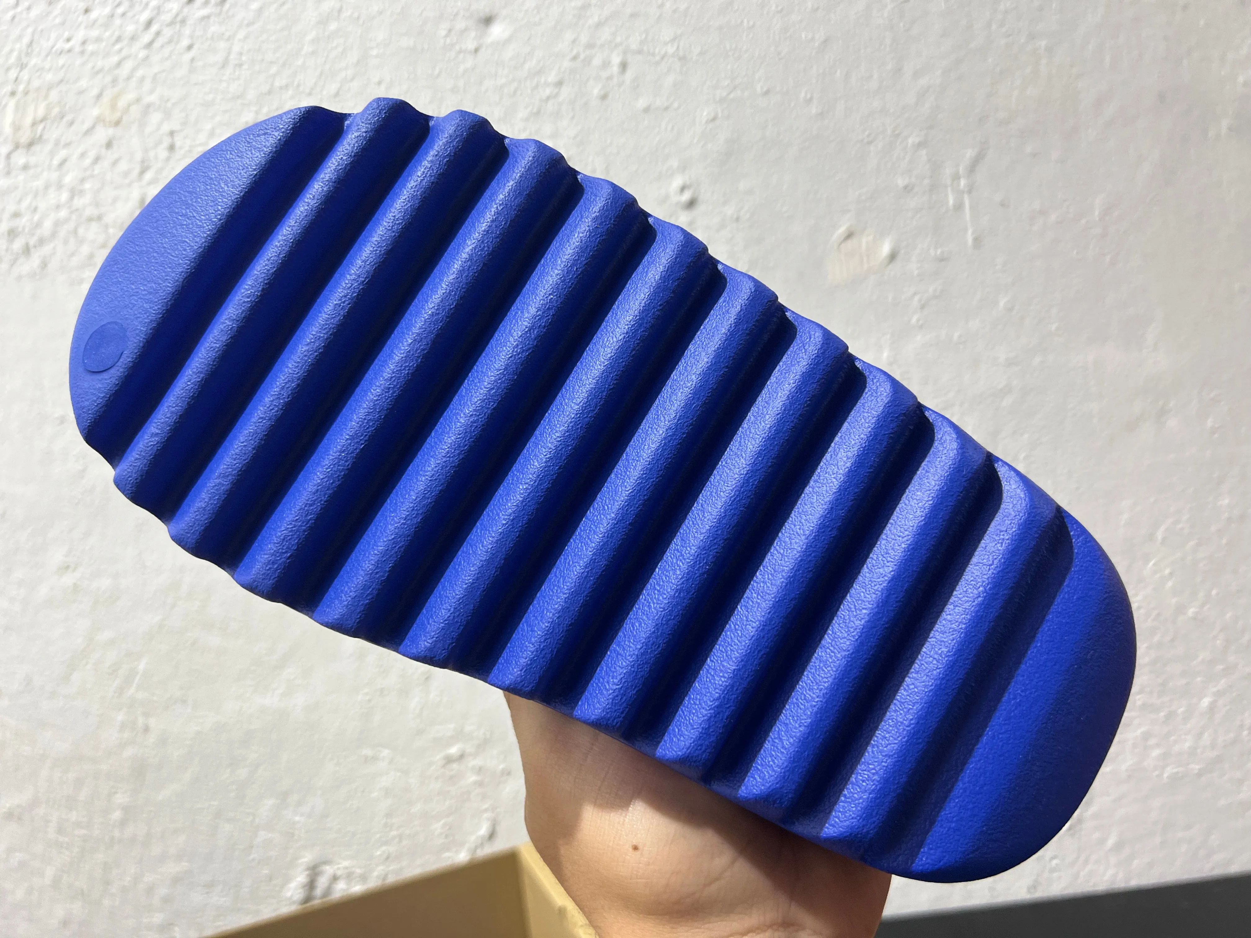 Adidas Yeezy Slide - Blue / Azure