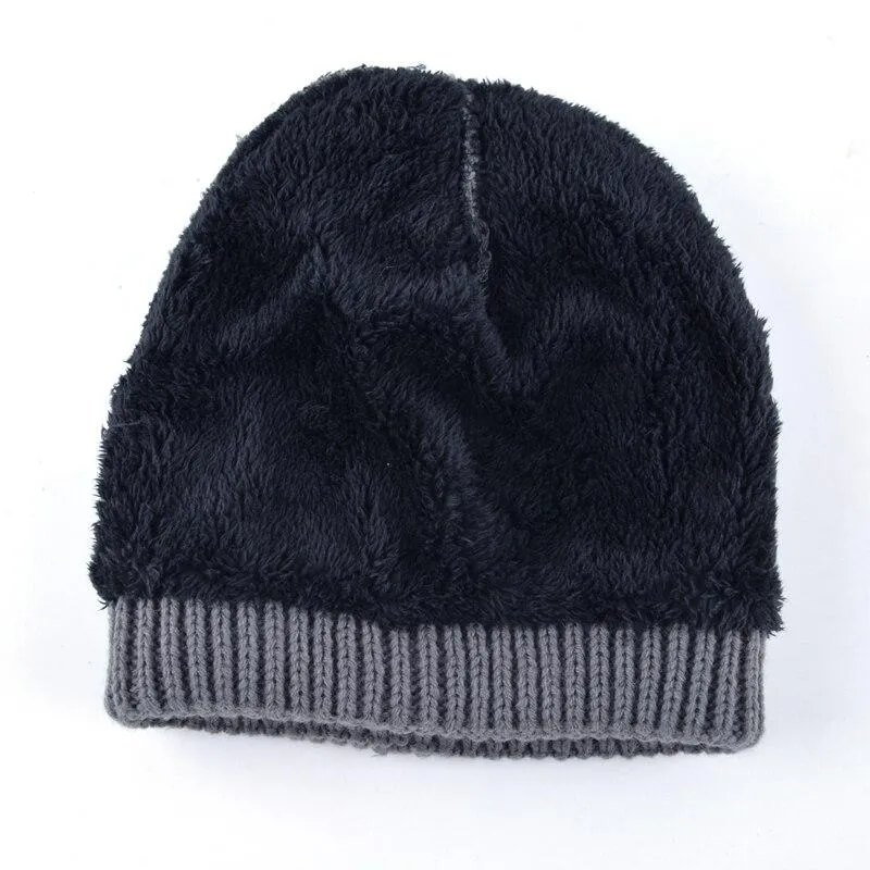 Autumn Winter Fashion Warm Knitted Striped Beanies for Men and Women