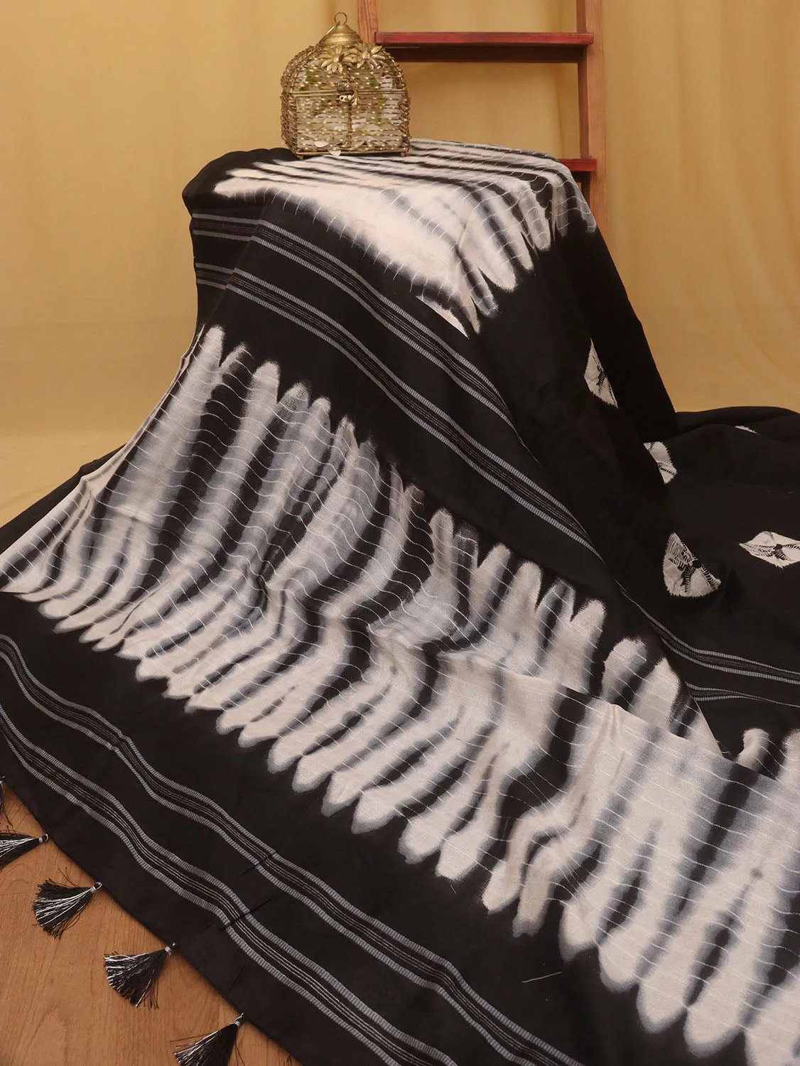 Black And White Shibori Print Semi Tussar Silk Saree