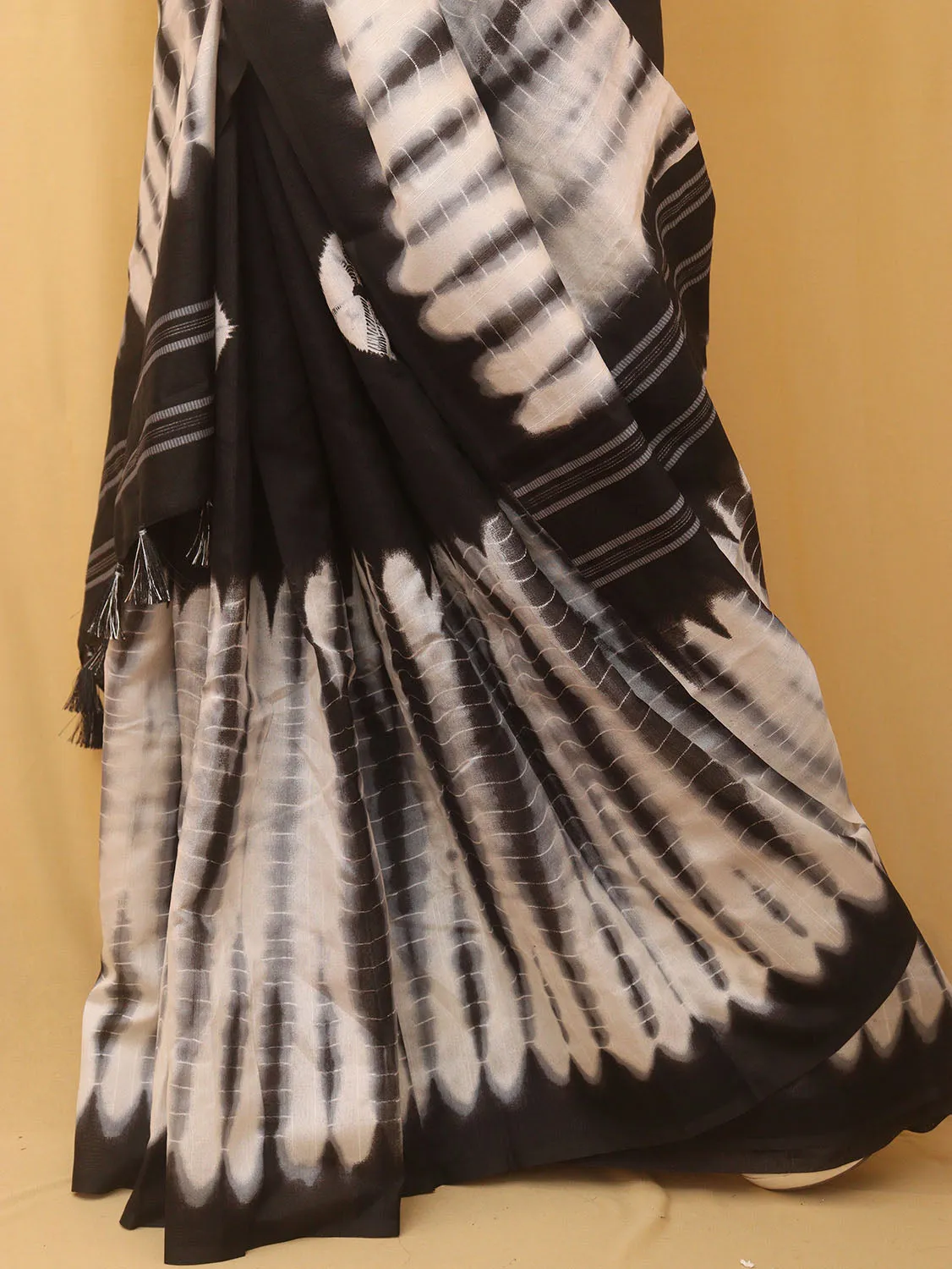 Black And White Shibori Print Semi Tussar Silk Saree