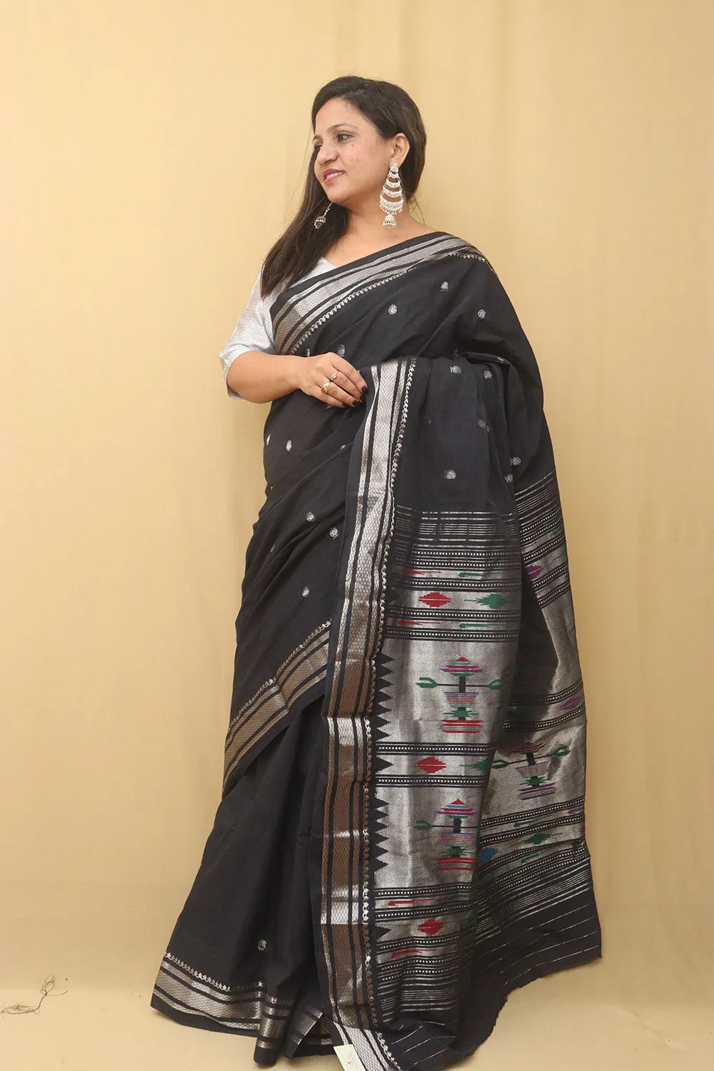 Black Paithani Handloom Pure Cotton Saree