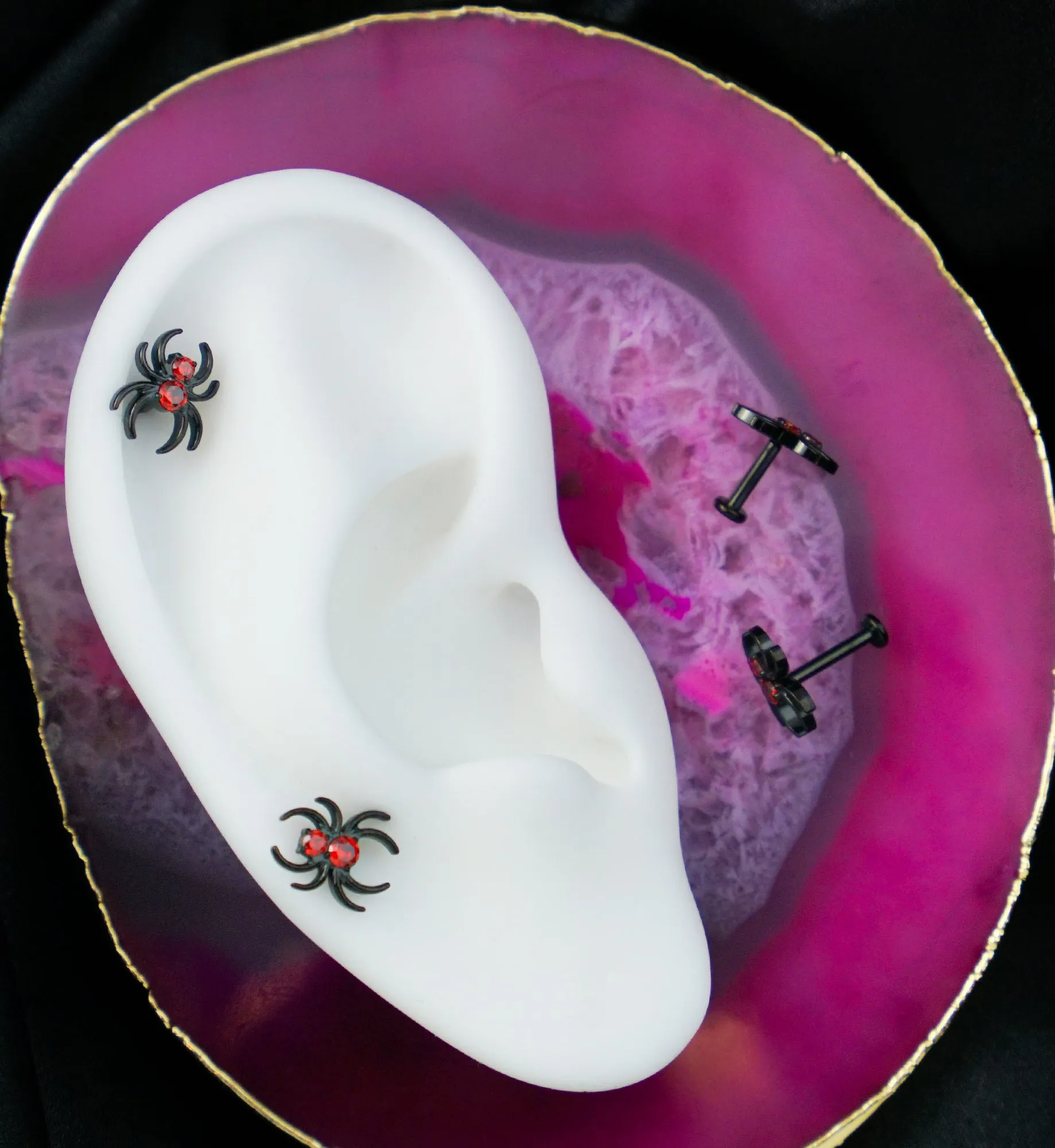 Black PVD Spider Red CZ Titanium Threadless Labret