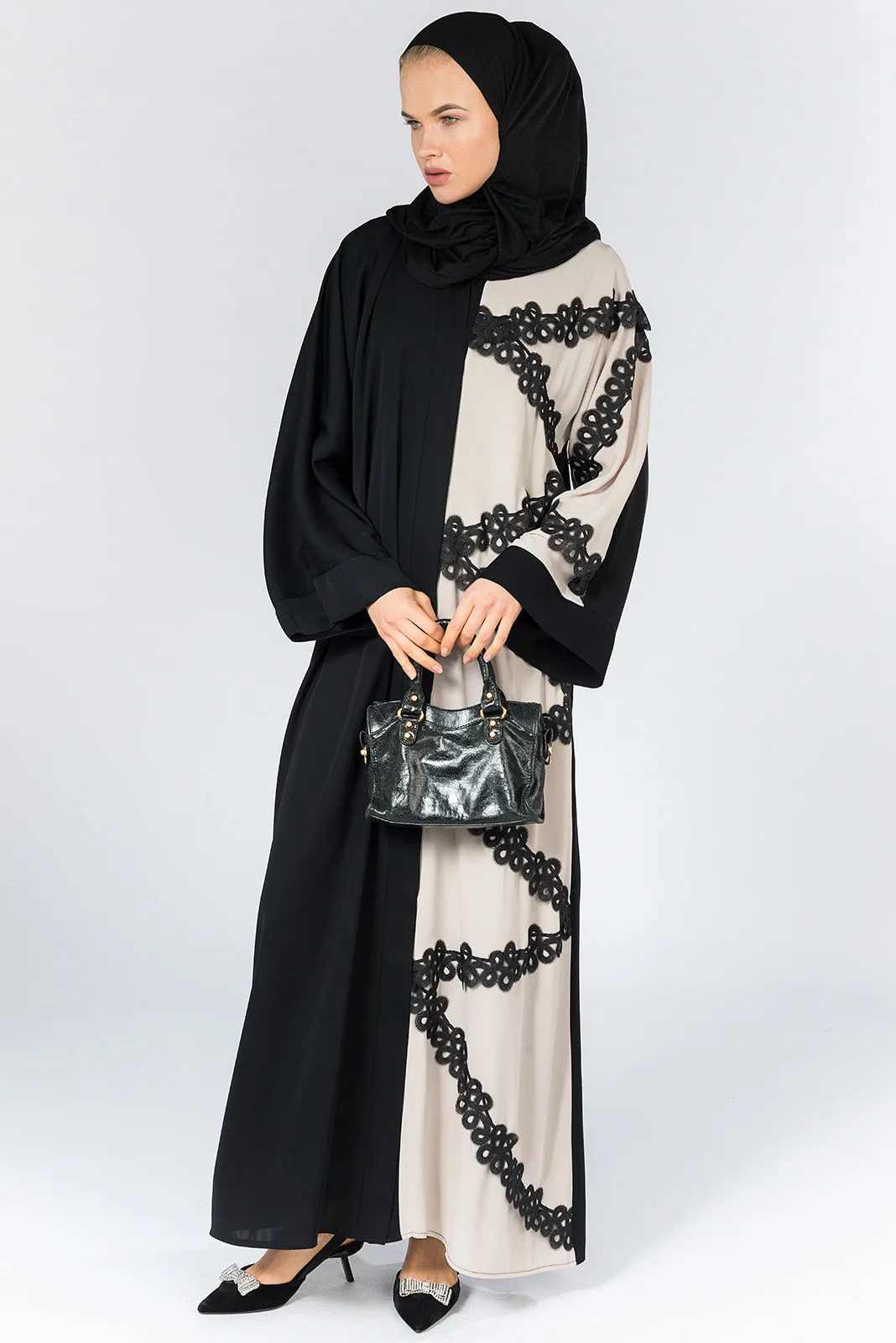 Bushra Abaya