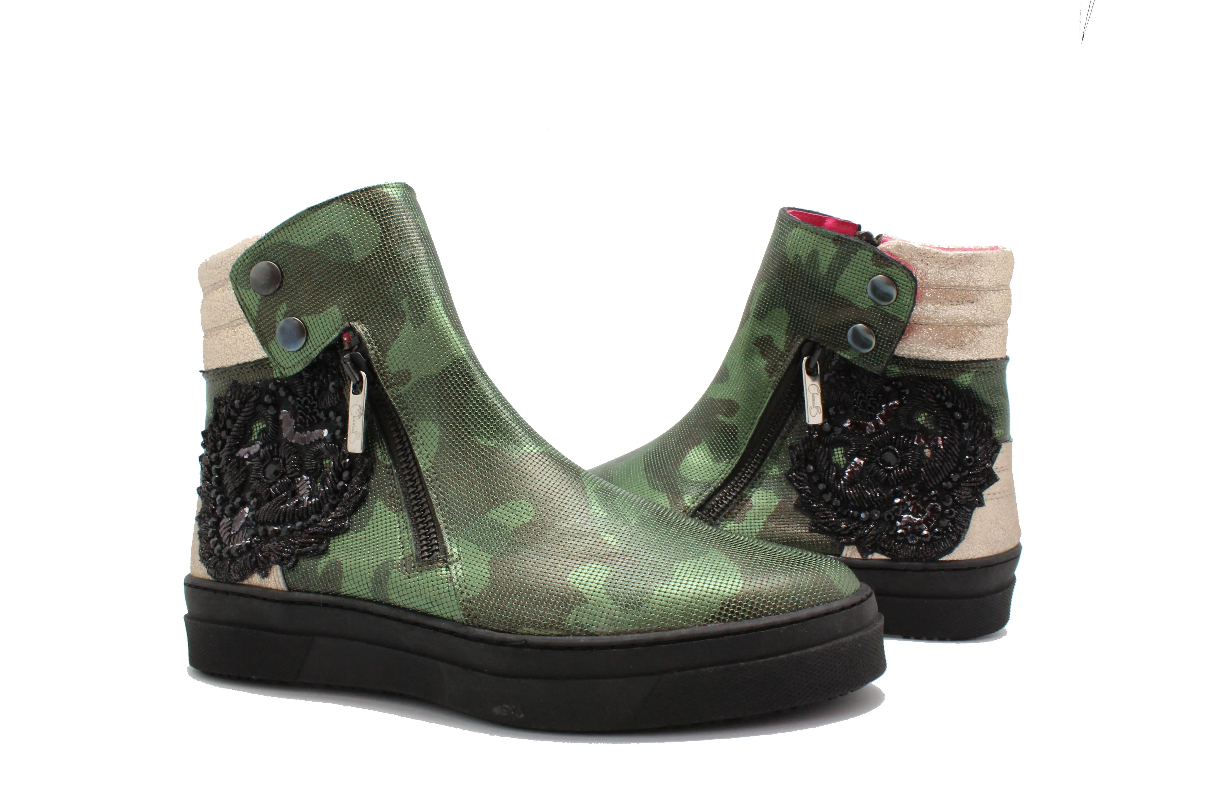 Chat - Military Green ankle boot- last pair 37 & 41!!