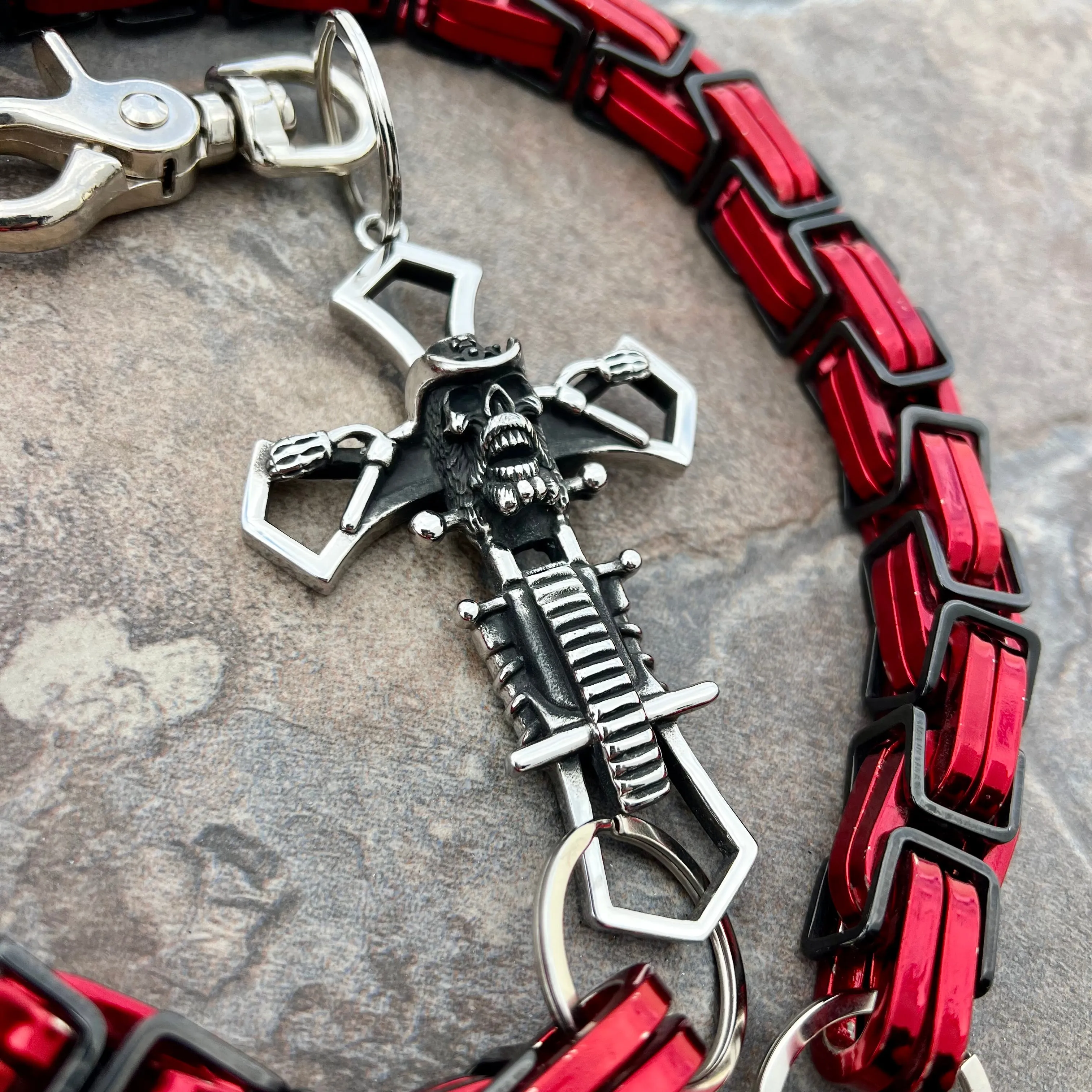 Cowboy Cross Wallet Chain - Black & Red Daytona CVO - WC227CVO