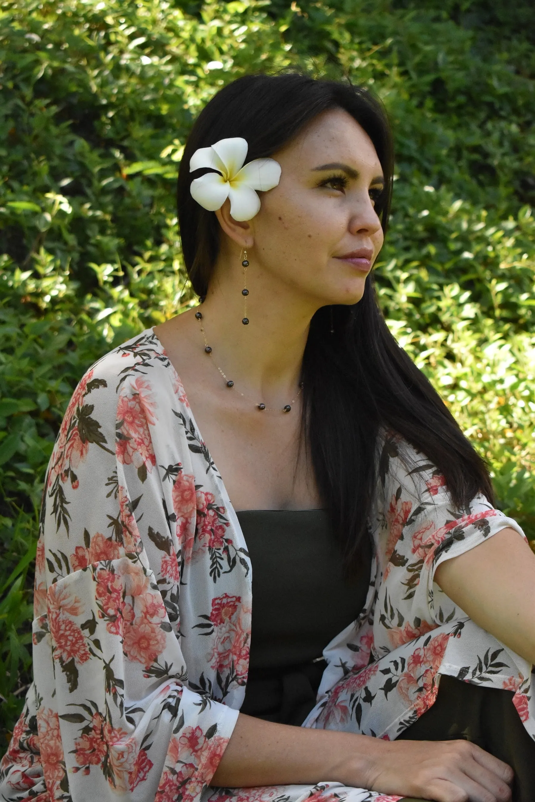 Dainty Chain Link Black Pearl Earrings