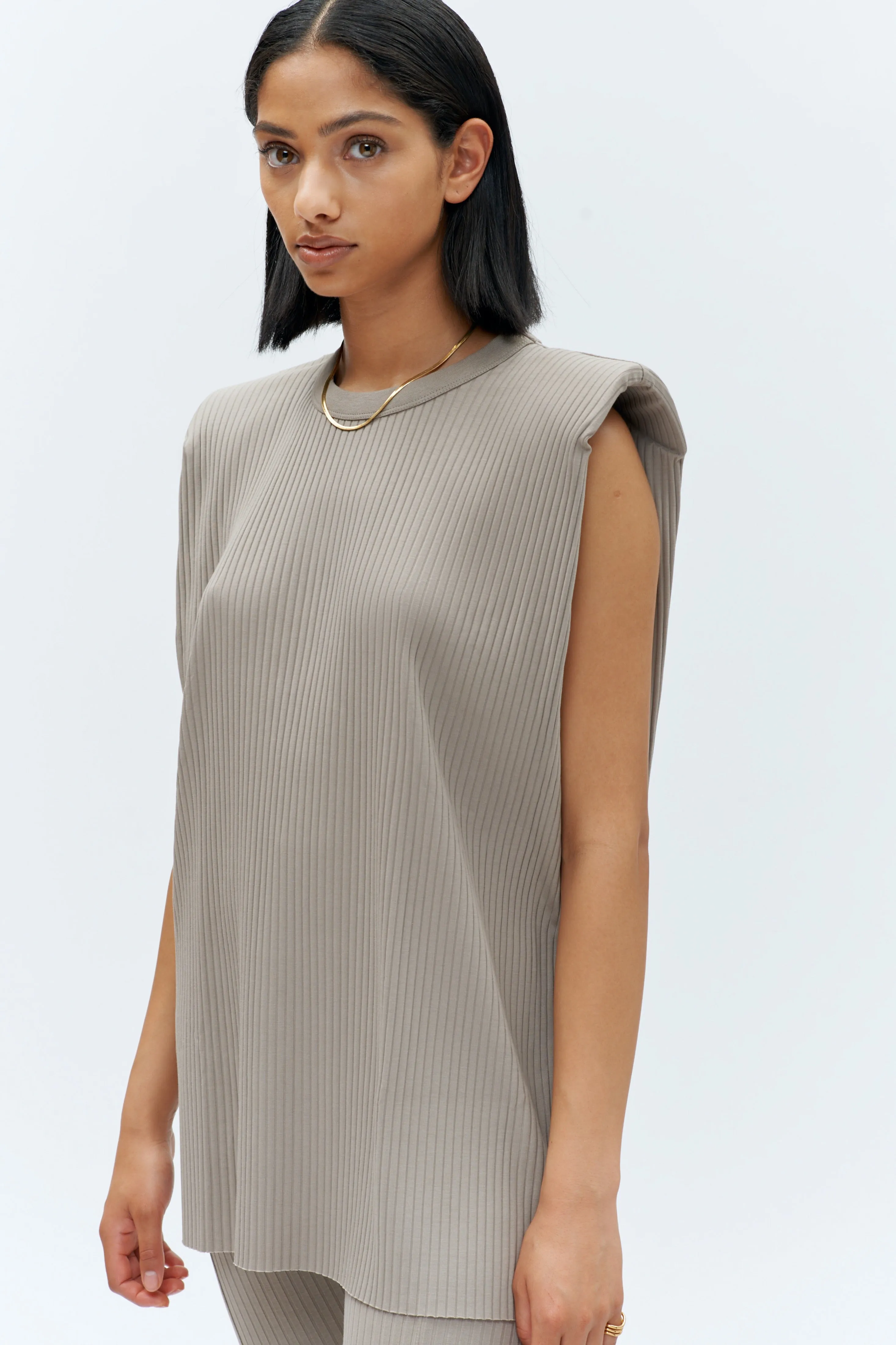 Ribbed Power Tank in Taupe