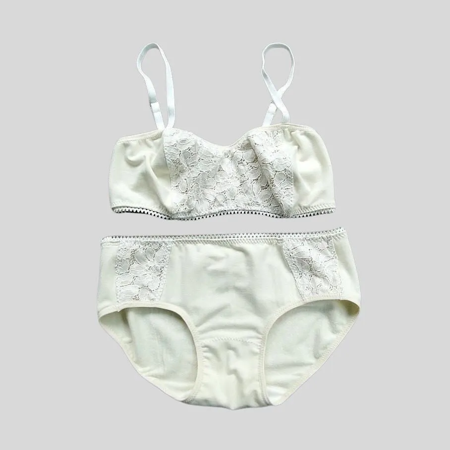 Women's organic hipster underwear