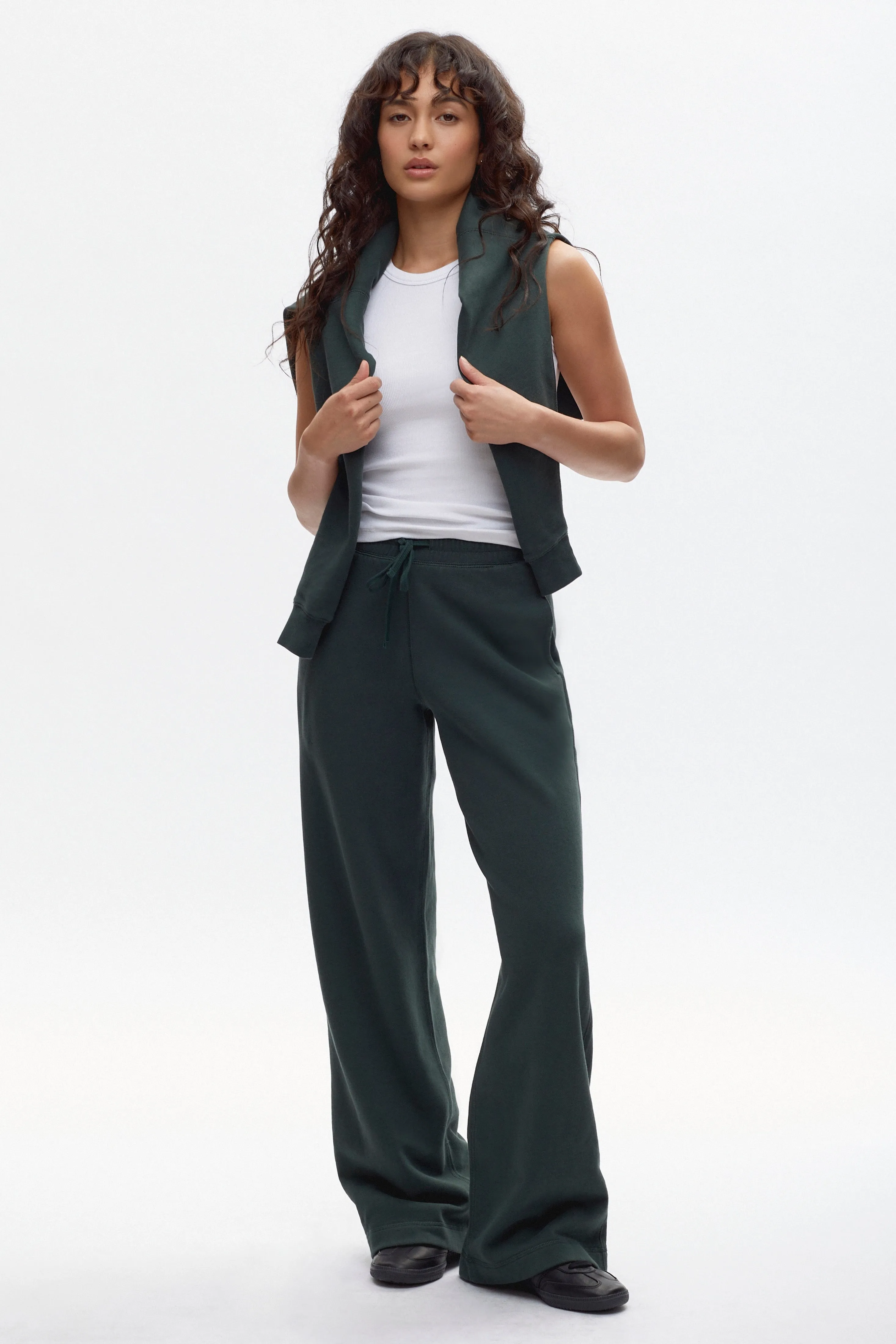 Women's Wide Leg Sweatpant in Racing Green